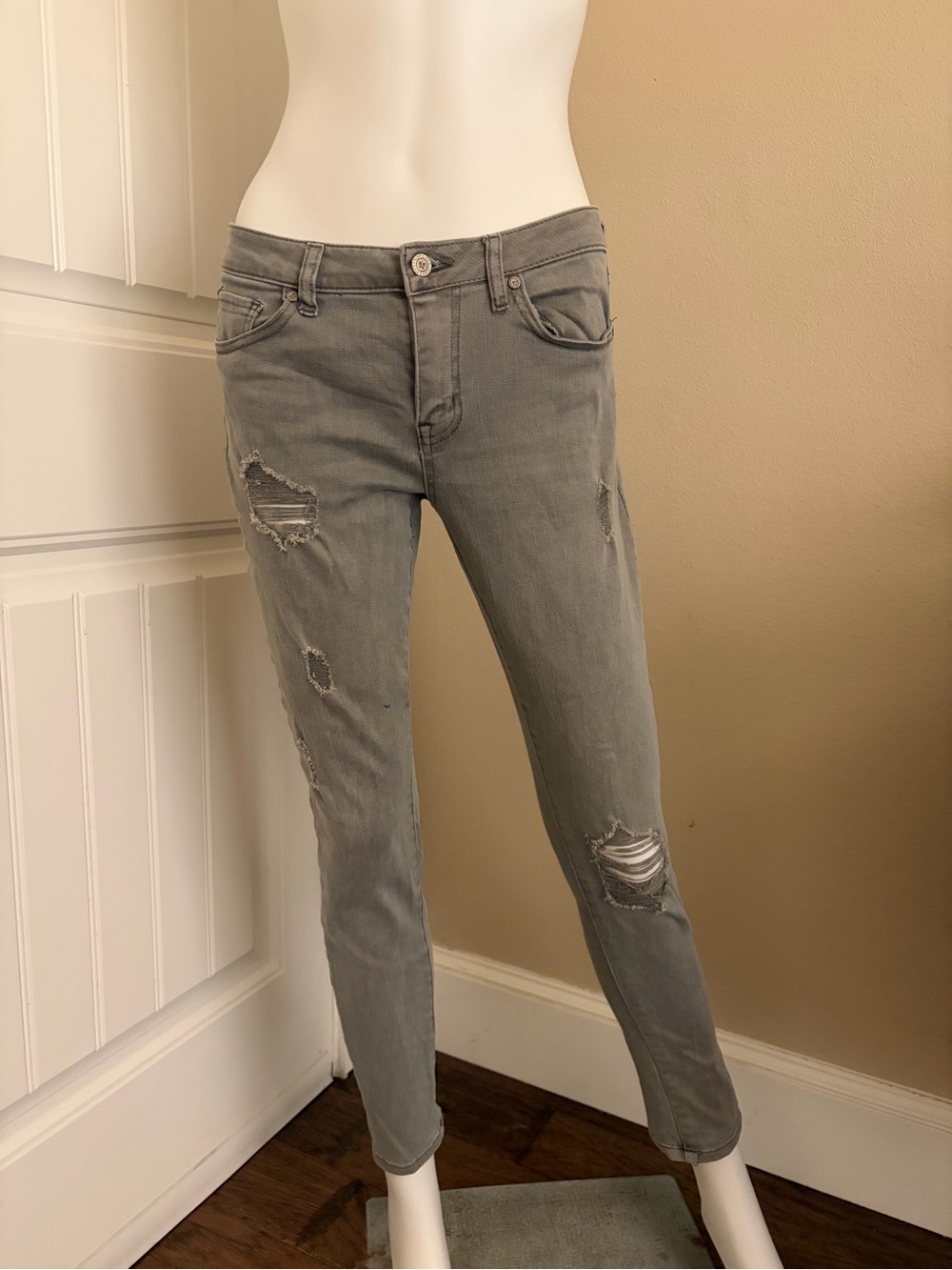 Altar'd State Gray Distressed Cropped Jeans